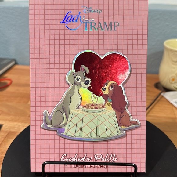 Disney - LADY AND THE TRAMP - 12 Eyeshadow Palette - Picture 4 of 4